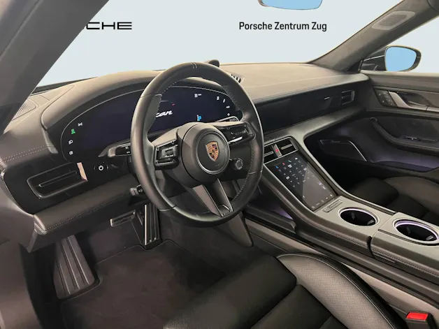 Porsche Taycan Turbo S Cross Turismo