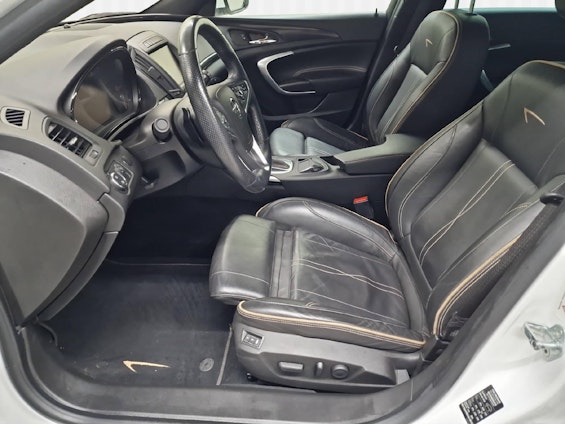 Vehicle image 22