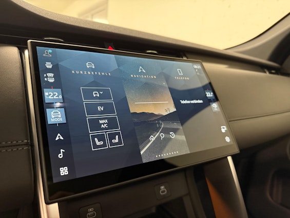 Vehicle image 10 Vehicle image 10