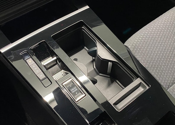 Vehicle image 8 Vehicle image 8