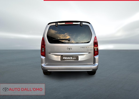 Vehicle image 5 Vehicle image 5