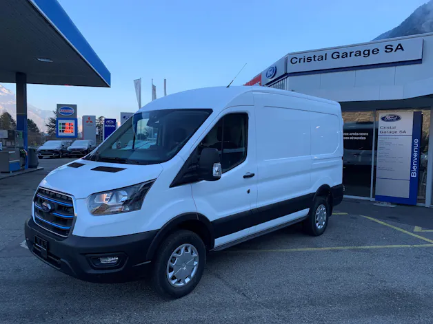 Ford E-Transit Van 350 L2H2 68kWh Trend