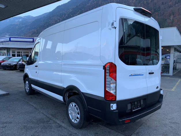 Ford E-Transit Van 350 L2H2 68kWh Trend