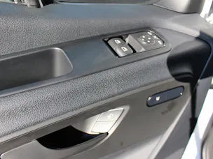 Mercedes-Benz eSprinter 320 Pro KA 3665mm S