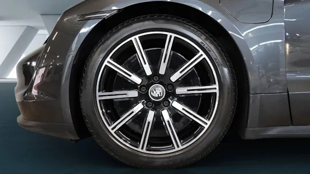 Porsche Taycan 4S
