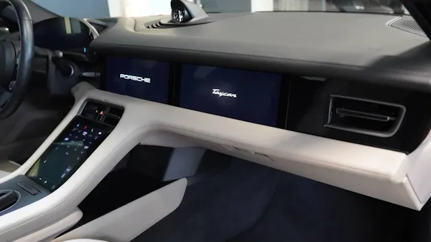 Porsche Taycan 4S