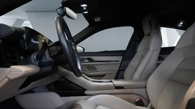 Porsche Taycan 4S