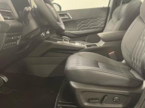 Vehicle image MITSUBISHI NEW Outlander 2.4 PHEV Instyle 4x4 Demowagen