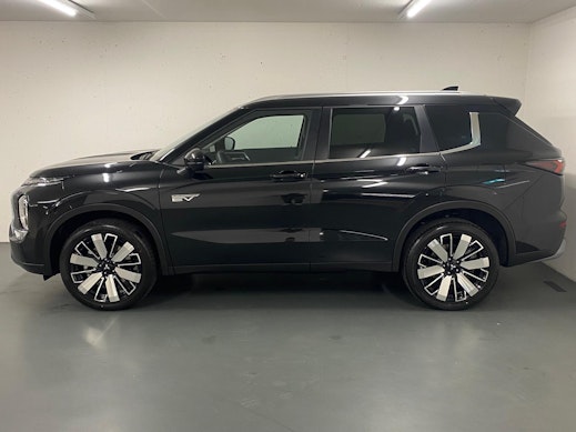 MITSUBISHI Outlander 2.4 PHEV Intense 4x4 2