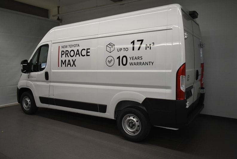 Vehicle image TOYOTA PROACE MAX