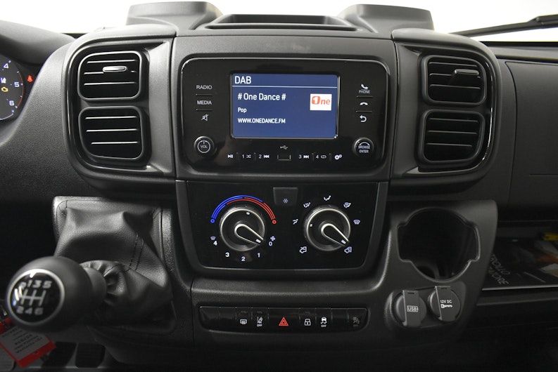 Vehicle image TOYOTA PROACE MAX