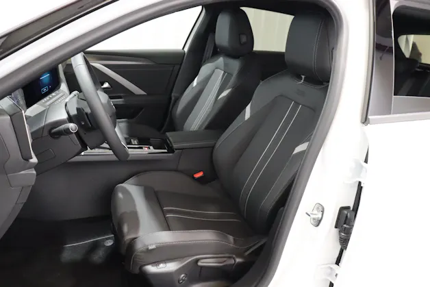 Opel Astra 1.2 T 130 GS