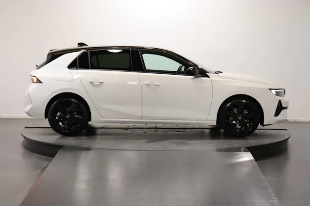 Opel Astra 1.2 T 130 GS