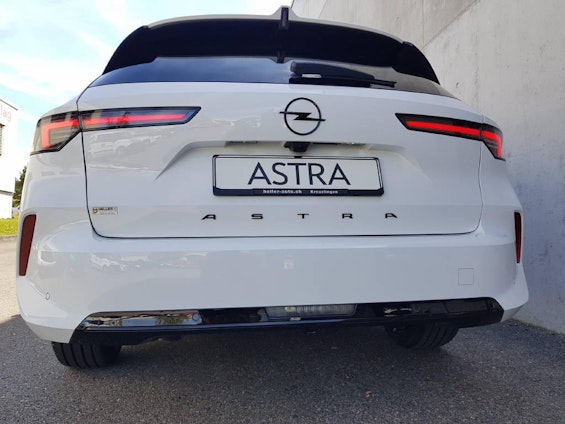 Vehicle image 6 Vehicle image 6