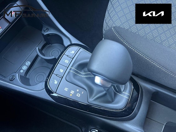 Vehicle image 11 Vehicle image 11