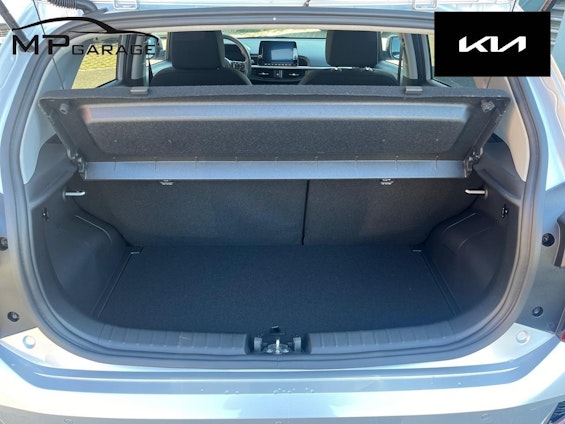 Vehicle image 20 Vehicle image 20