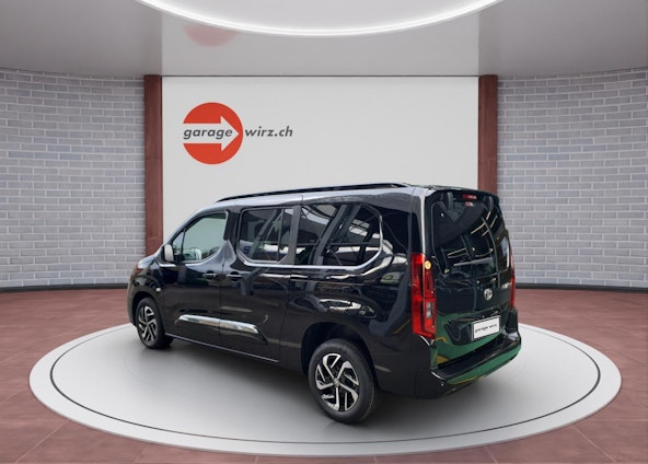 Vehicle image 2 Vehicle image 2