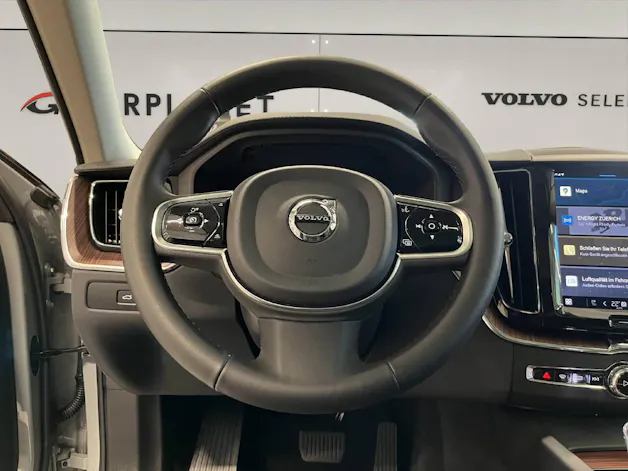 Volvo XC60 2.0 T8 TE Ultimate Dark e AWD