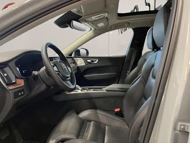 Volvo XC60 2.0 T8 TE Ultimate Dark e AWD