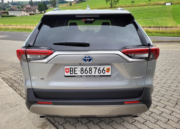 Vehicle image 5 Vehicle image 5