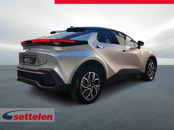 Vehicle image 4 Vehicle image 4