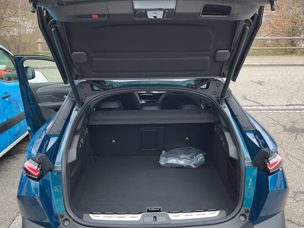 Peugeot 408 1.6 PHEV 225 GT