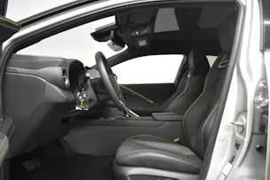 Toyota C-HR 2.0 HEV Style Premiere 4x4 - Ruote invernali & Servizi inclusi - Tasso leasing 1.99%