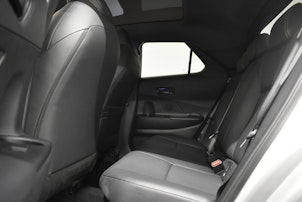 Vehicle image TOYOTA C-HR 2.0 HEV Style Premiere 4x4 - Ruote invernali incluse