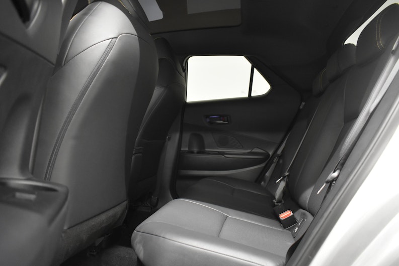 Vehicle image TOYOTA C-HR