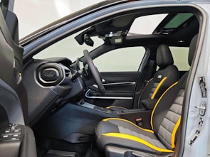 Vehicle image JEEP Avenger 1.2 MHEV The North Face 4xe