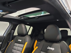 Vehicle image JEEP Avenger 1.2 MHEV The North Face 4xe