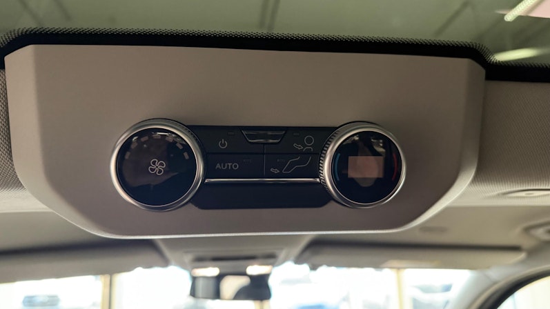 Vehicle image FORD TOURNEO