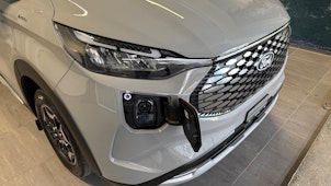 Vehicle image FORD E-Tourneo C Bus 340 L1 Active