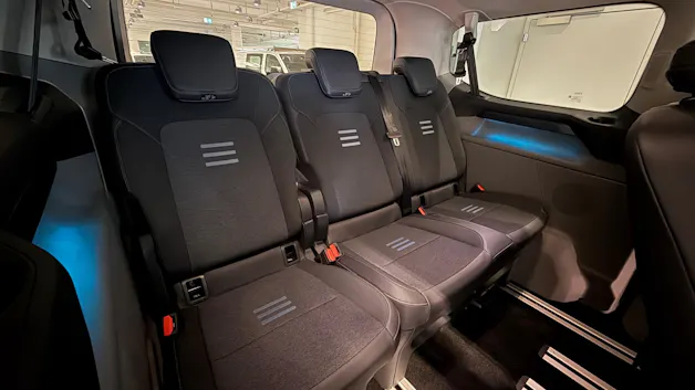Ford E-Tourneo C Bus 340 L1 Active