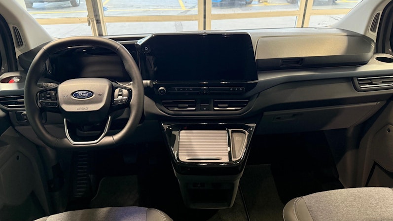 Vehicle image FORD TOURNEO