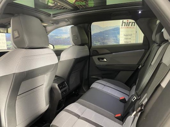 Vehicle image 6 Vehicle image 6