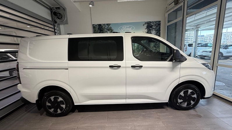 Vehicle image FORD TRANSIT CUSTOM