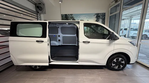 Ford E-Transit C Van 320 L1 Trend