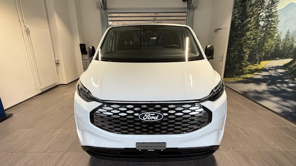 FORD E-Transit C Van 320 L1 Trend 1