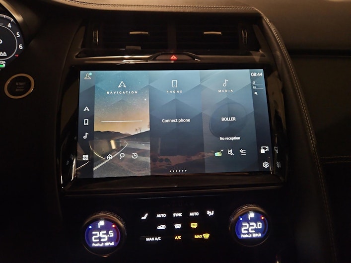 Vehicle image JAGUAR E-PACE