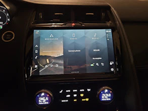 https://vehicle.imgix.net/3767507/a8ce700a-ec89-499a-92b6-5ec384e5f037.jpg