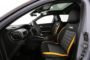 Vehicle image JEEP Avenger 1.2 MHEV The North Face 4xe