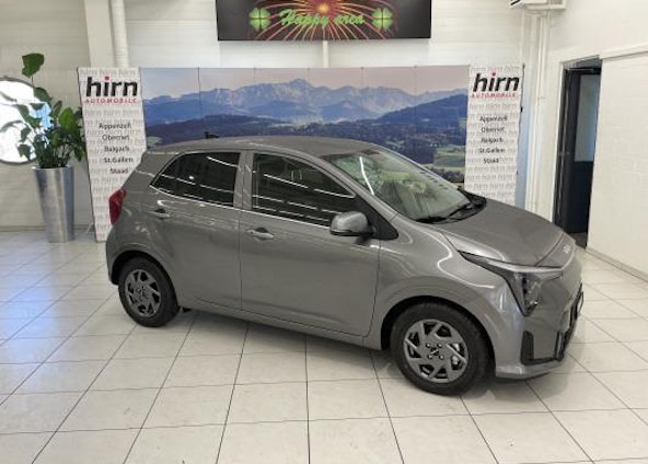 First vehicle image First vehicle image