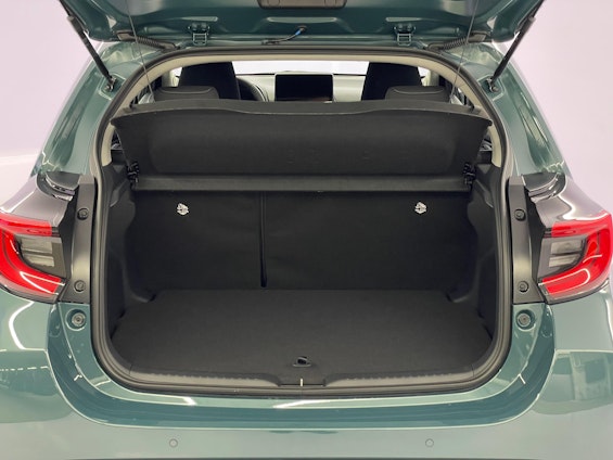 Vehicle image 10 Vehicle image 10