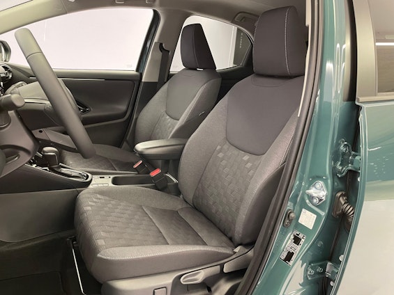 Vehicle image 8 Vehicle image 8