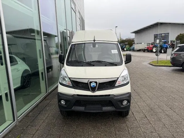 Piaggio Porter Kab.-Ch. 1.5 CNG Pro Long Range