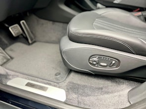 Fahrzeugbild ASTON MARTIN MY25 DBX 707 4.0 V8 Bi-Turbo