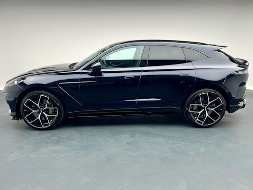 ASTON MARTIN DBX 707 4.0 V8 Bi-Turbo 1