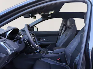 Jaguar E-Pace 2.0 I4 250 R-Dynamic SE AWD