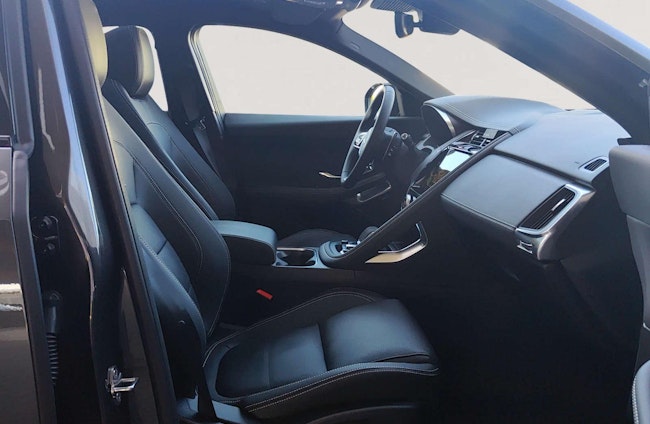 Vehicle image 13 Vehicle image 13